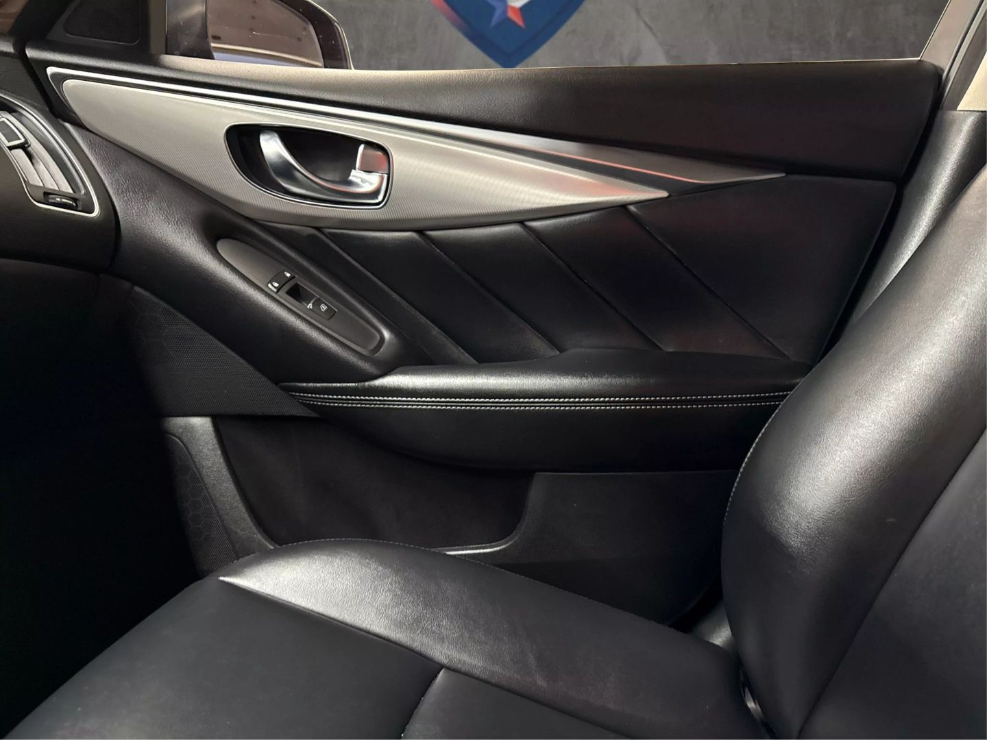 2021 Infiniti Q50 - Image 38