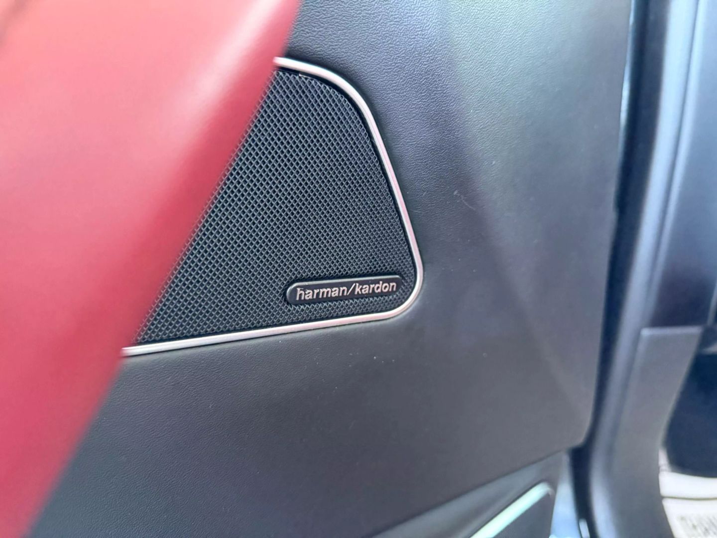 2021 Maserati Levante - Image 31