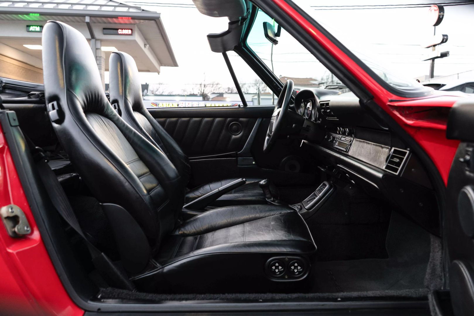 1990 Porsche 911 Carrera 2 - Image 76