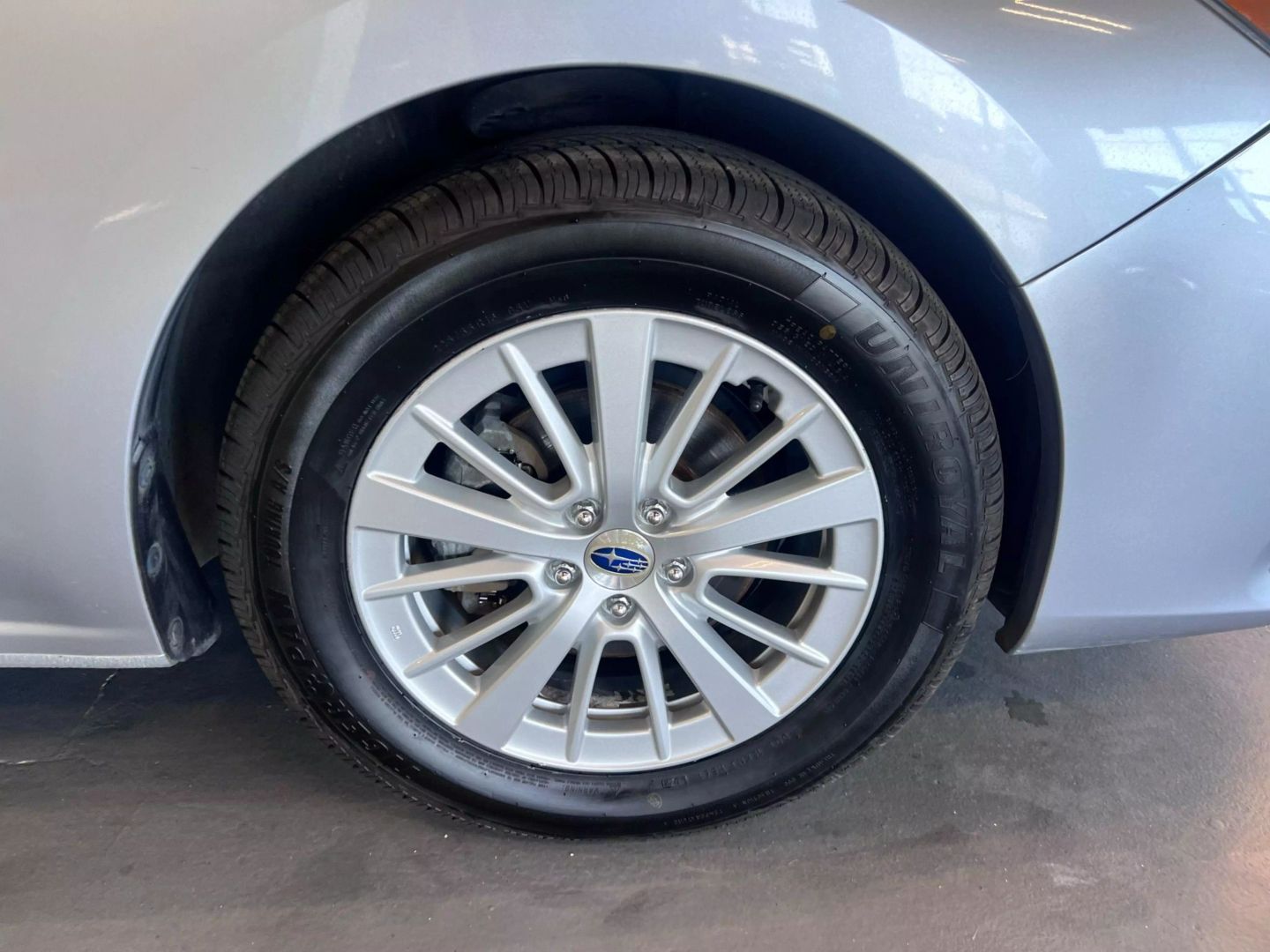 2017 Subaru Impreza 2.0i Premium Wagon 4d - Image 12