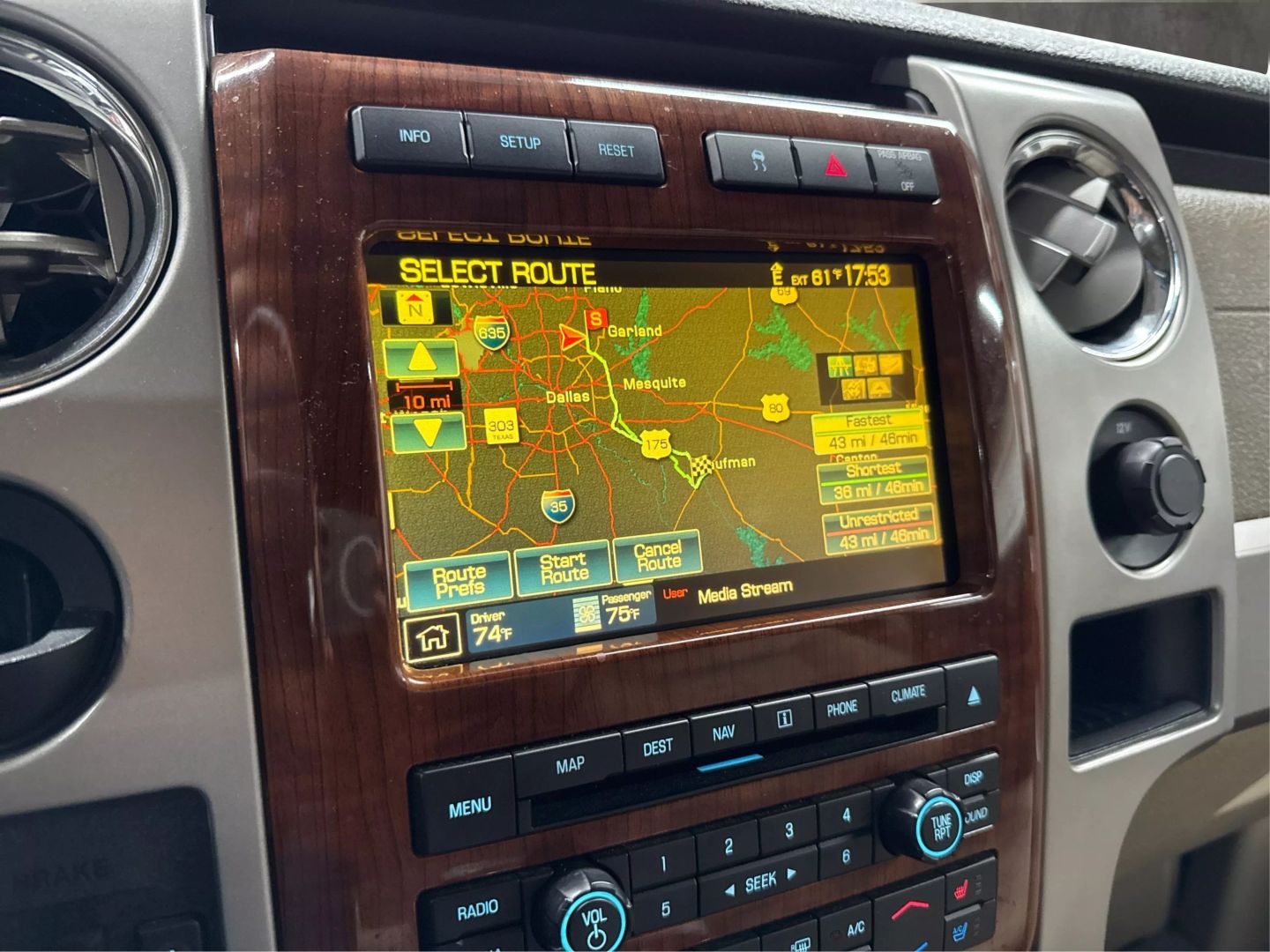 2010 Ford F150 Supercrew Cab - Image 21
