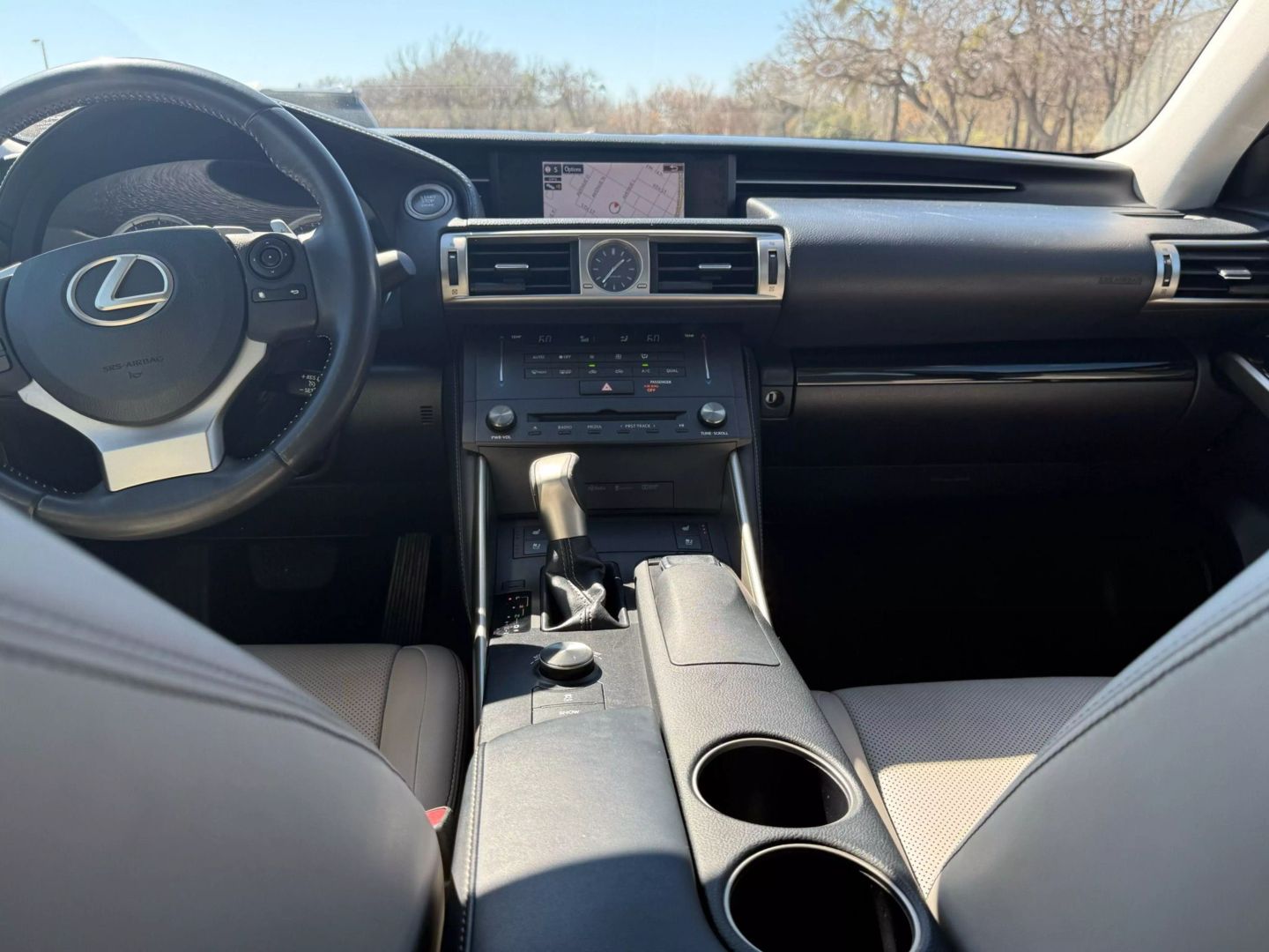 2015 Lexus Is - Image 27