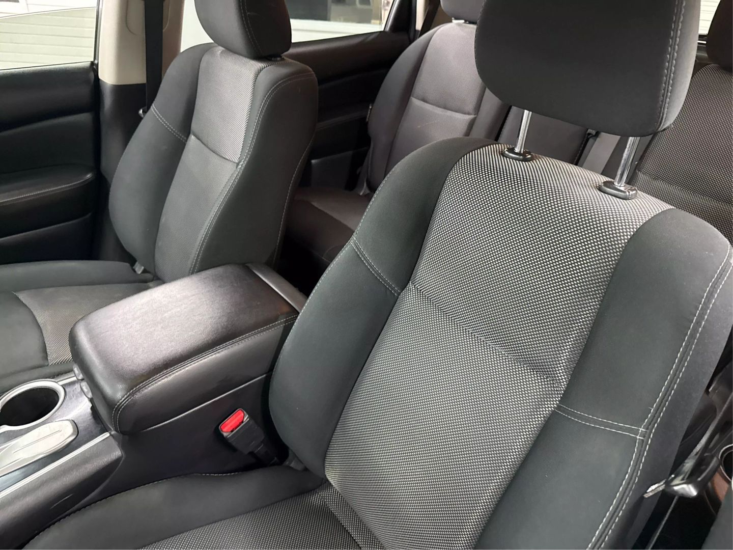 2019 Nissan Pathfinder - Image 25