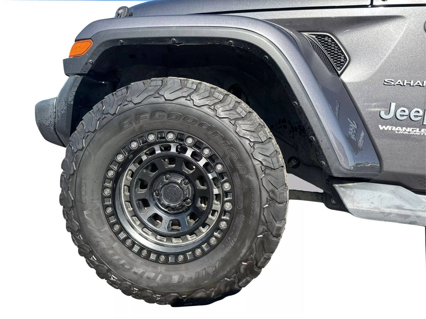 2019 JEEP WRANGLER UNLIMITED SUV 4-CYL, TURBO, 2.0 LITER SAHARA SPORT UTILITY 4D