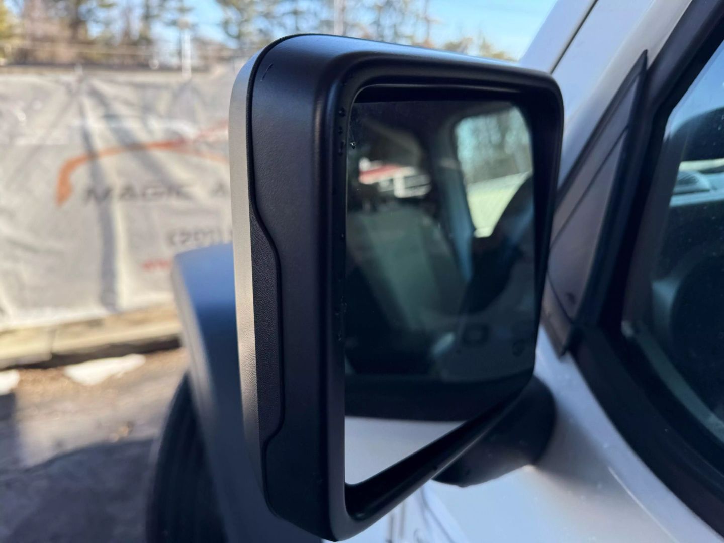 2019 Jeep Wrangler Unlimited - Image 37