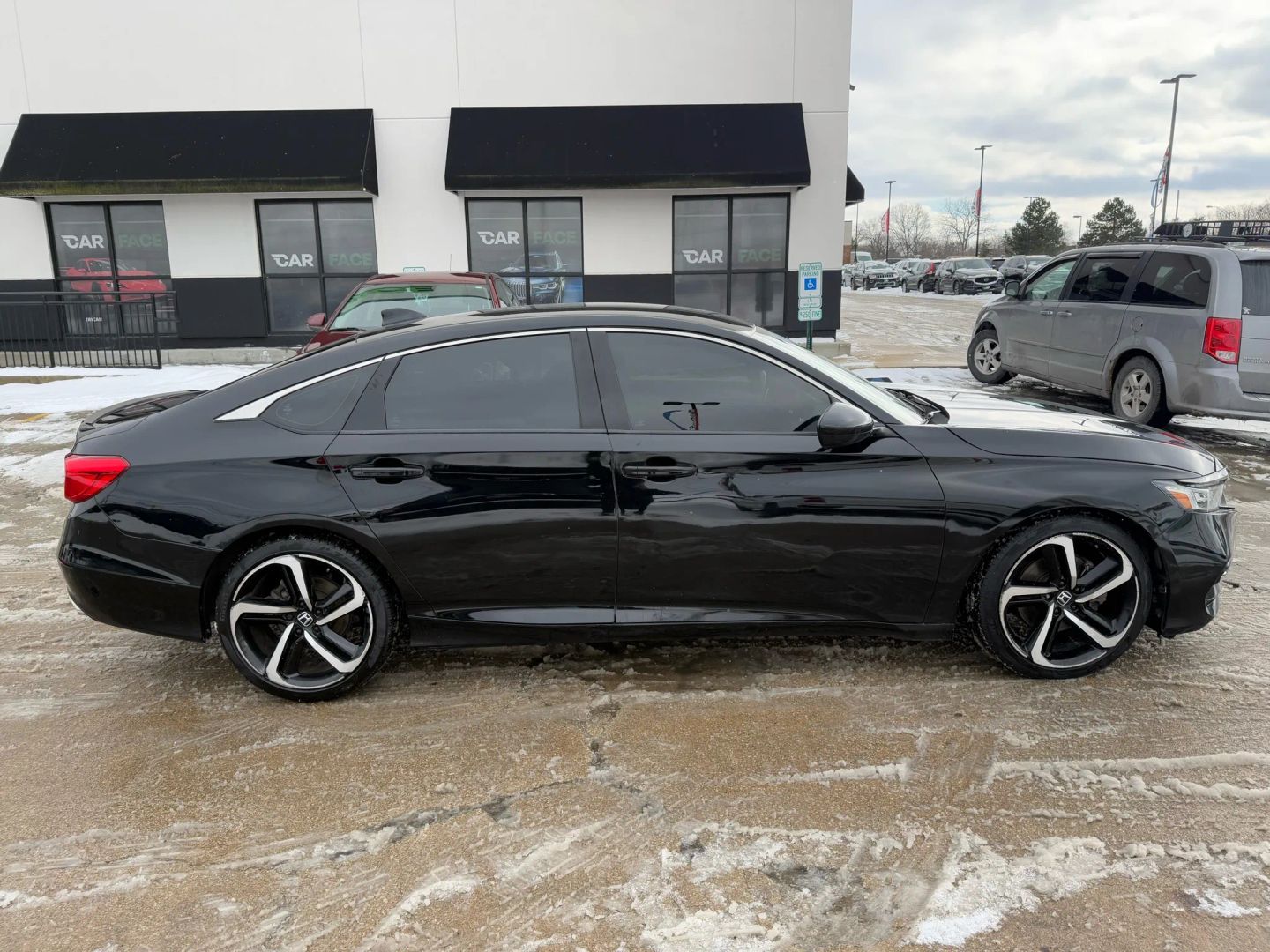 2019 Honda Accord - Image 12