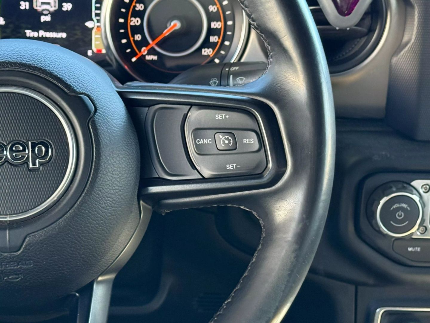 2019 Jeep Wrangler Unlimited - Image 35