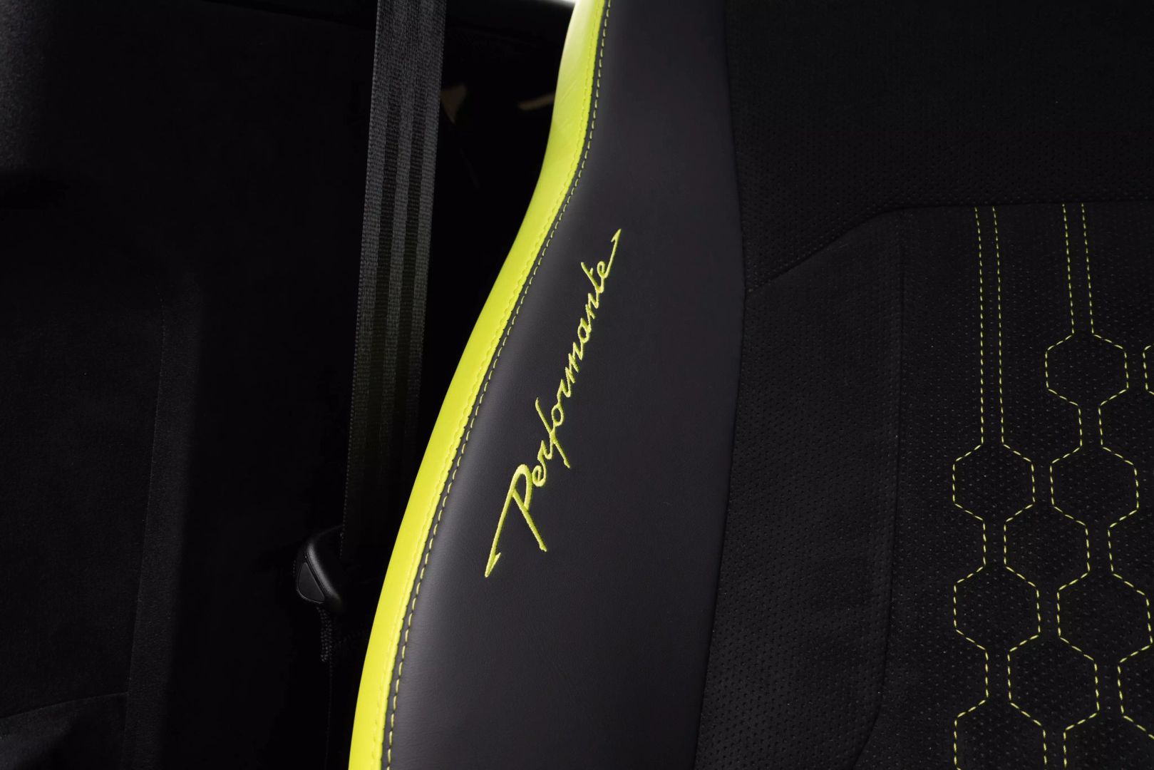 2023 Lamborghini Urus - Image 62