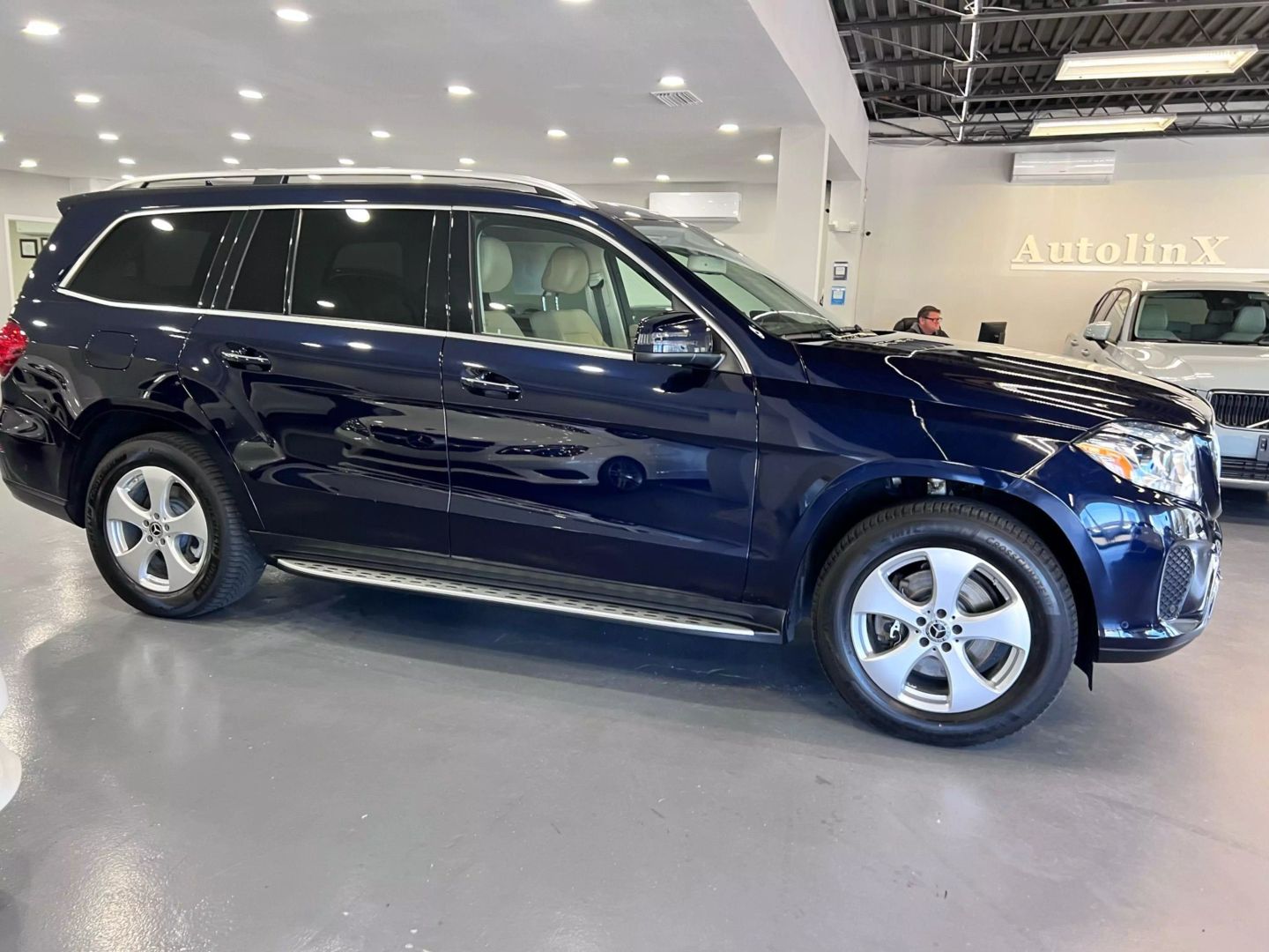 2017 Mercedes-benz Gls Gls 450 Sport Utility 4d - Image 8