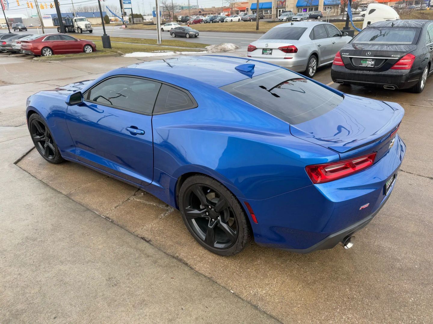 2017 Chevrolet Camaro - Image 8