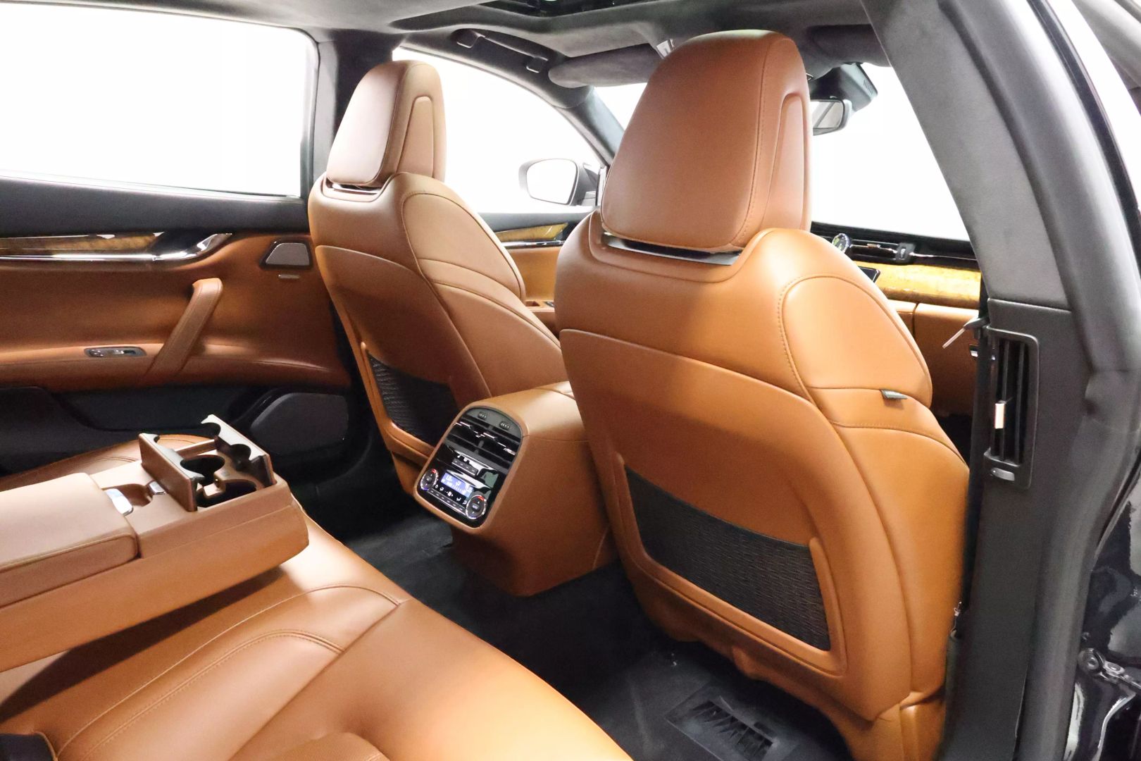 2017 Maserati Quattroporte - Image 76
