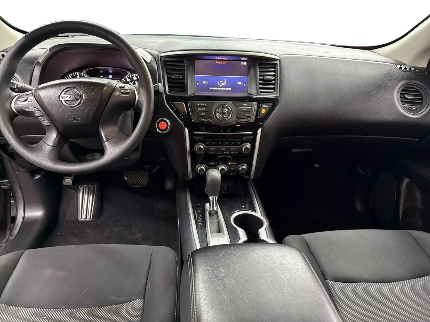 2019 Nissan Pathfinder - Image 17