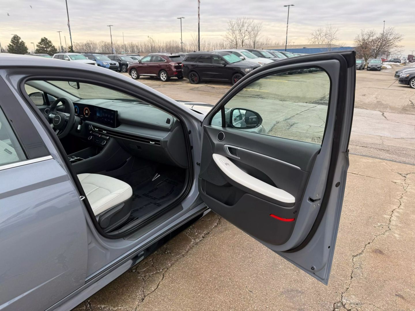 2024 Hyundai Sonata - Image 24