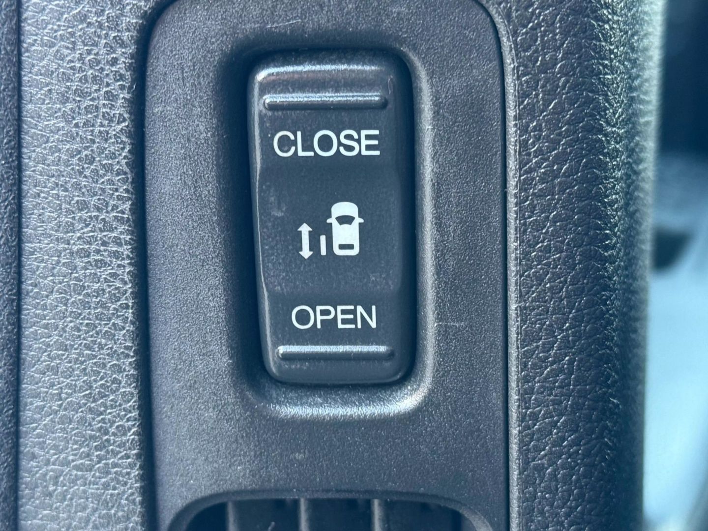 2022 Honda Odyssey - Image 25