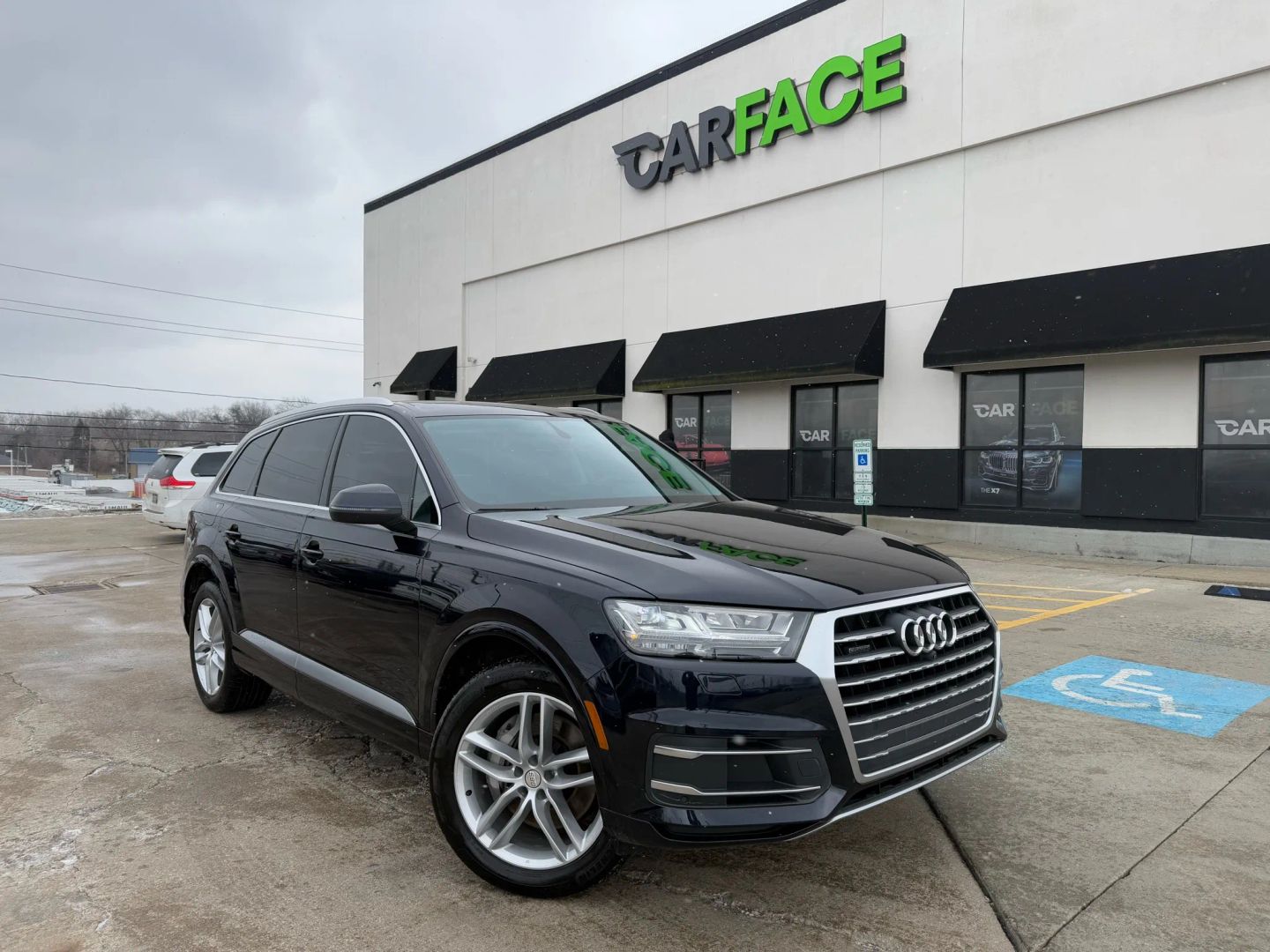 2017 Audi Q7 - Image 1