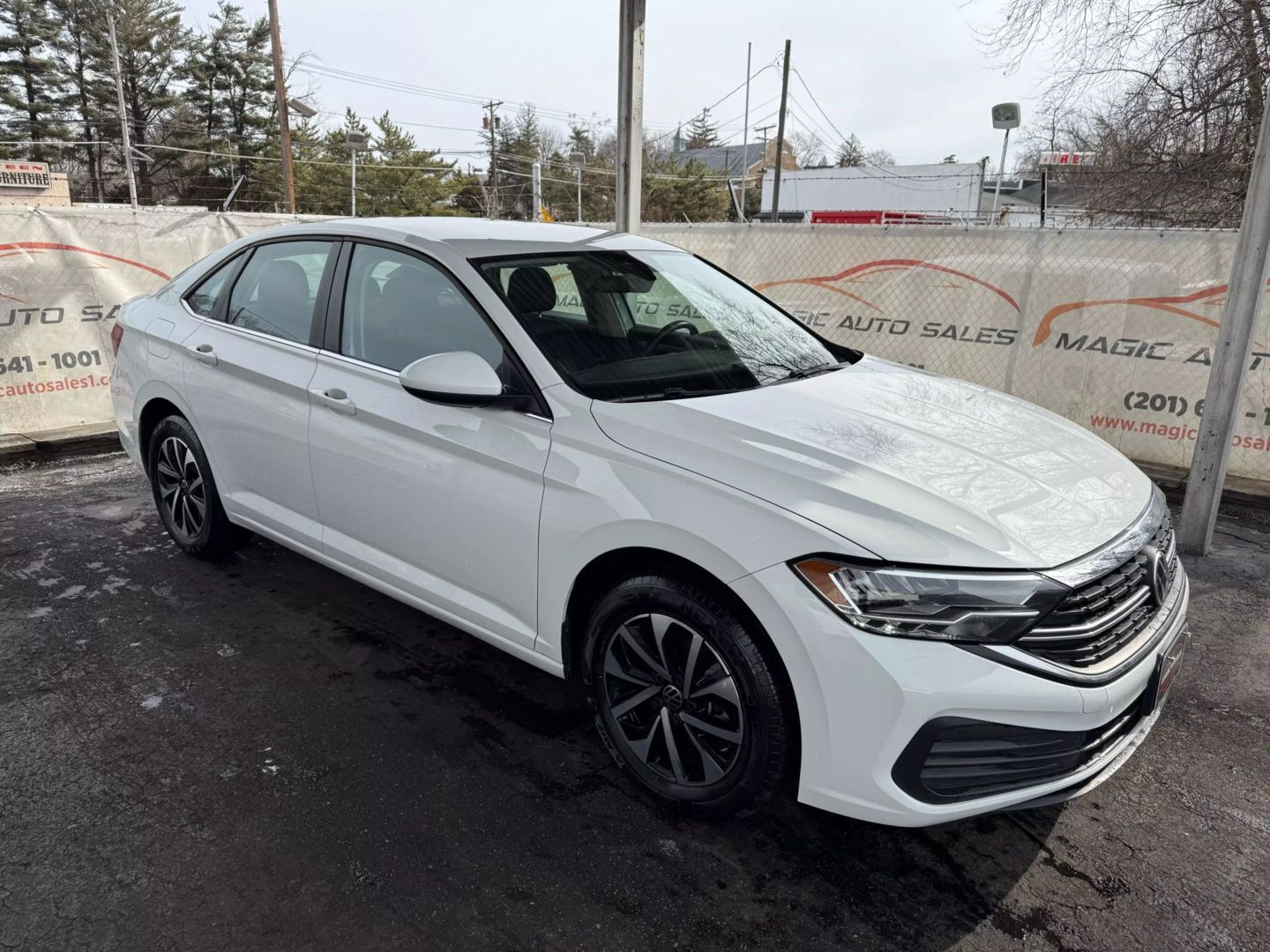2022 Volkswagen Jetta - Image 7