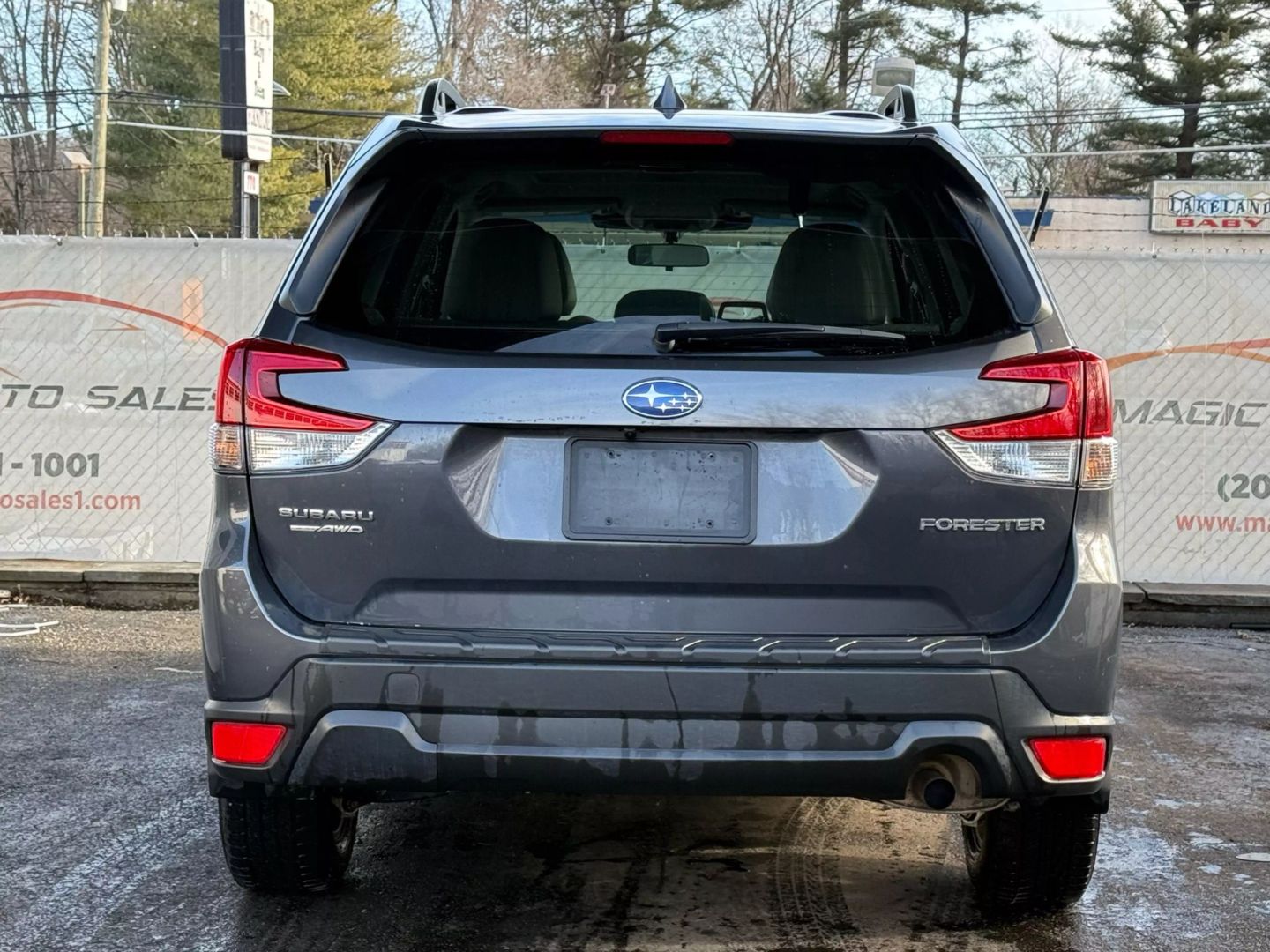 2023 Subaru Forester - Image 10