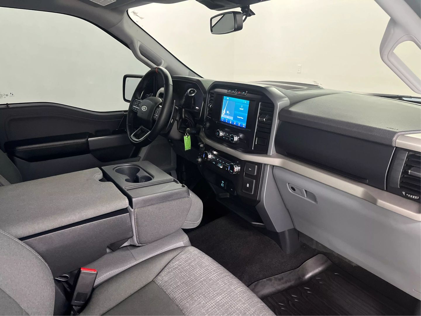 2021 Ford F150 Regular Cab - Image 28