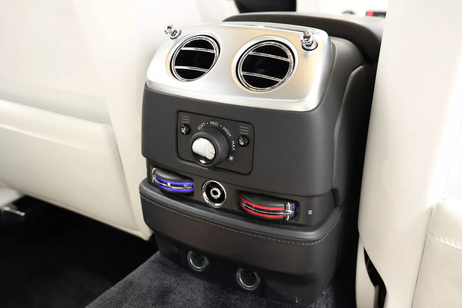 2019 Rolls-royce Ghost - Image 74