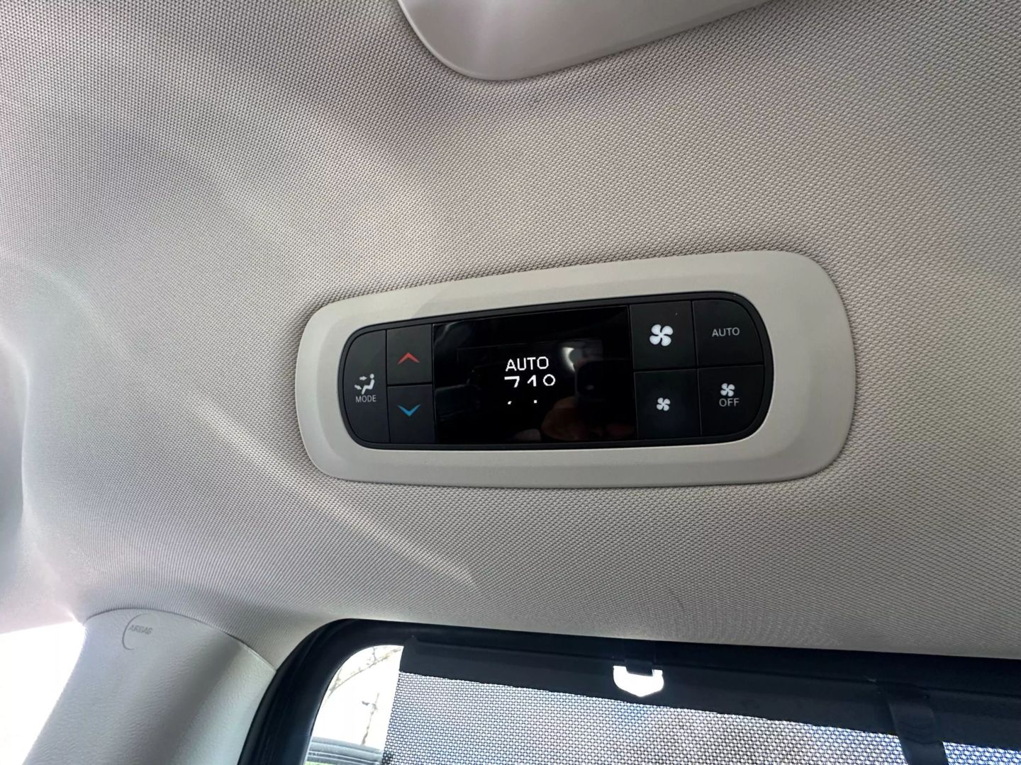 2023 Chrysler Pacifica - Image 14
