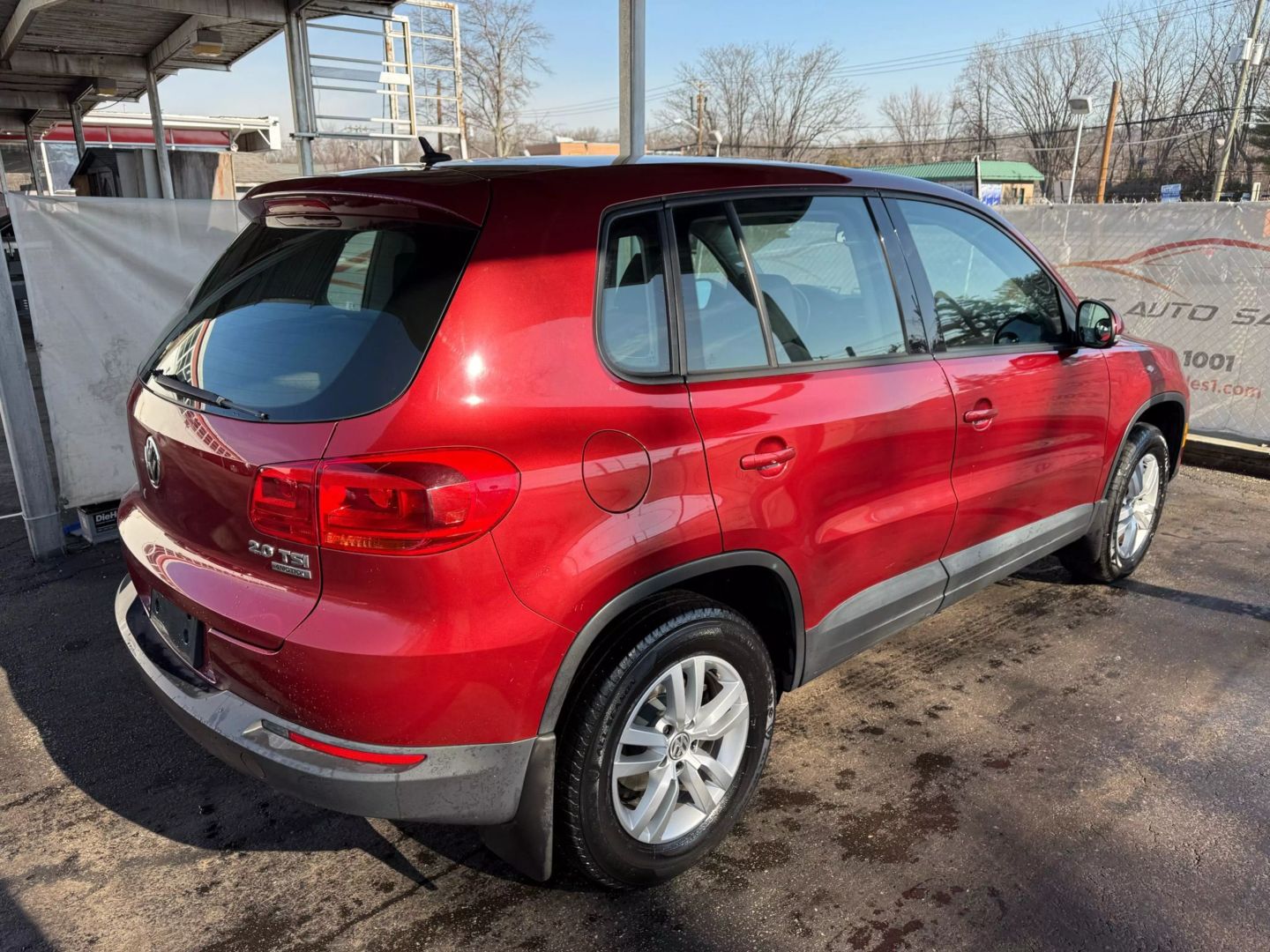 2014 Volkswagen Tiguan - Image 12