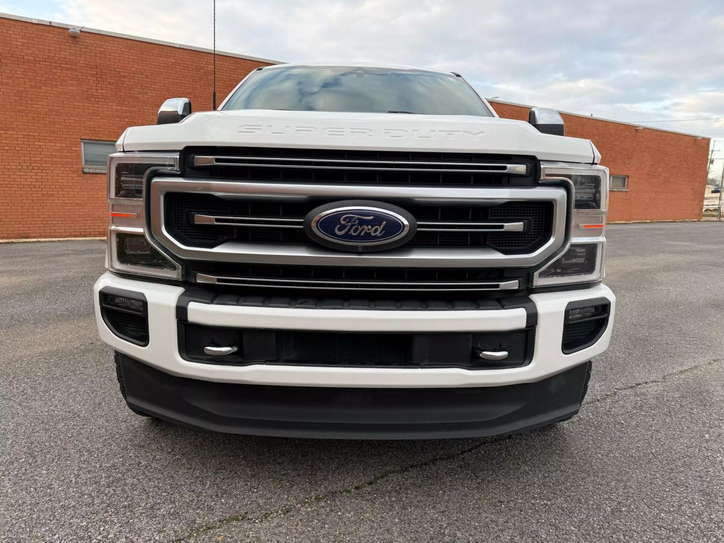 2021 Ford F250 Super Duty Crew Cab - Image 9