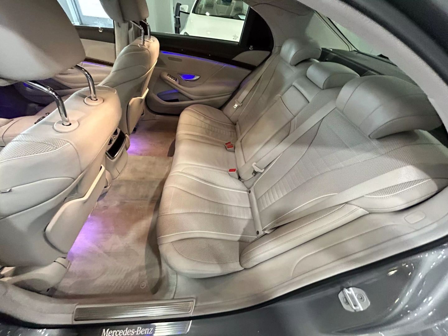 2014 Mercedes-benz S-class S 550 Sedan 4d - Image 10