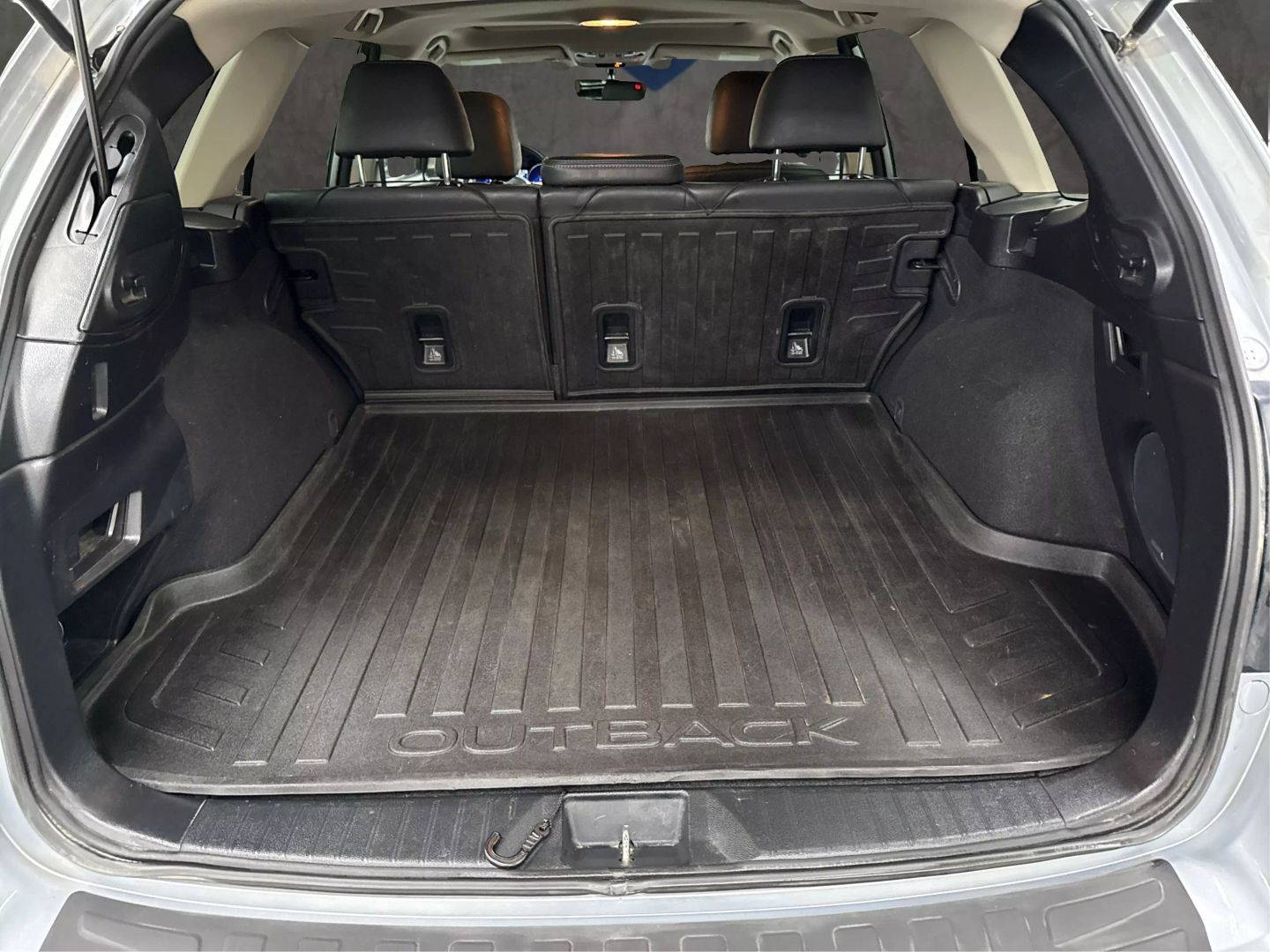 2019 Subaru Outback - Image 10