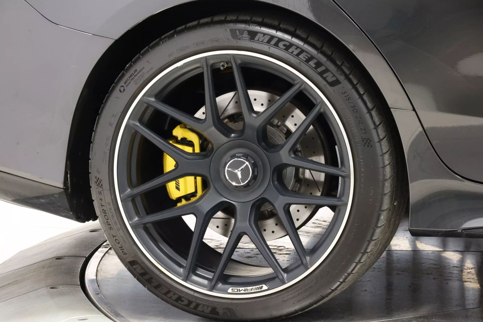 2020 Mercedes-benz Mercedes-amg Gt - Image 126