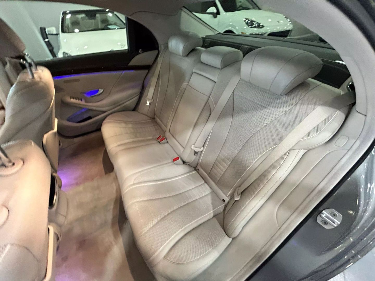 2014 Mercedes-benz S-class S 550 Sedan 4d - Image 11
