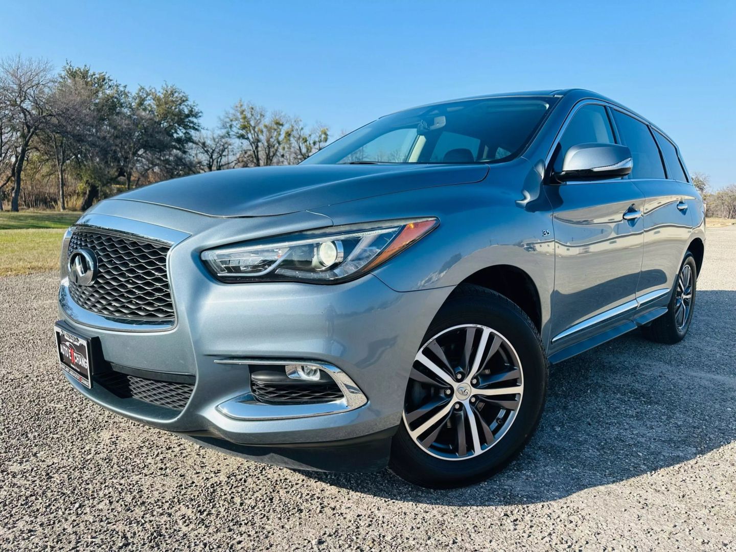 2018 Infiniti Qx60 - Image 2