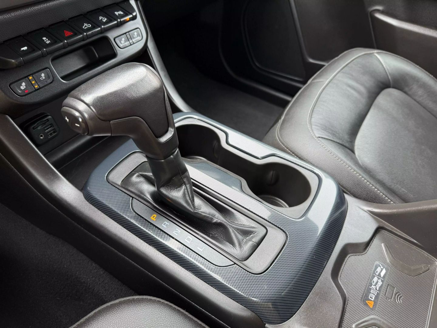 2020 Chevrolet Colorado Crew Cab - Image 33