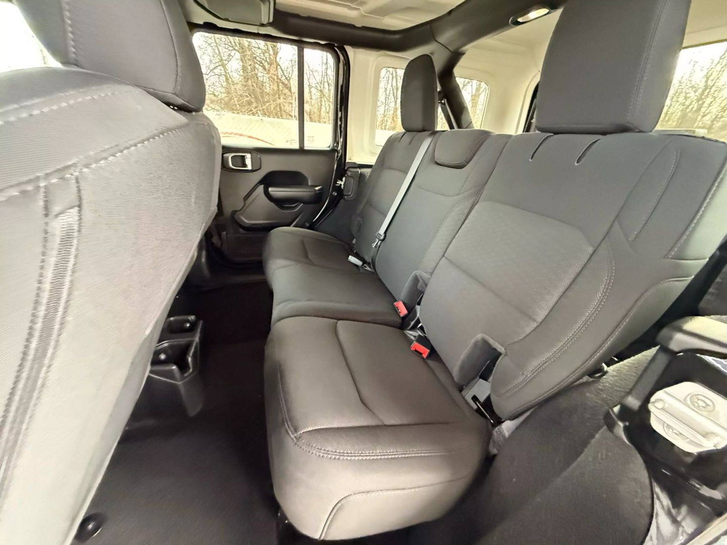 2021 Jeep Wrangler Unlimited - Image 19
