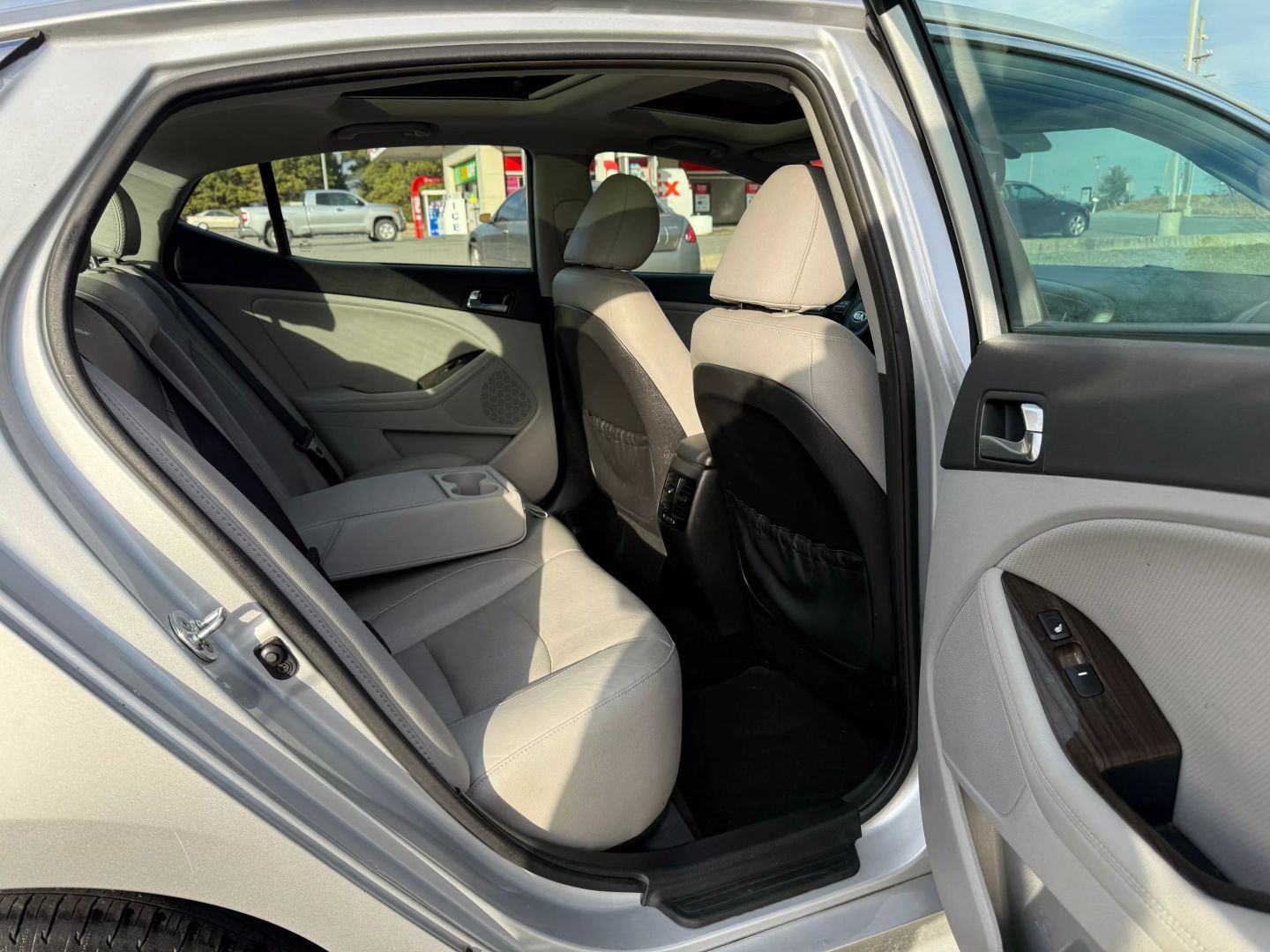 2015 Kia Optima - Image 12