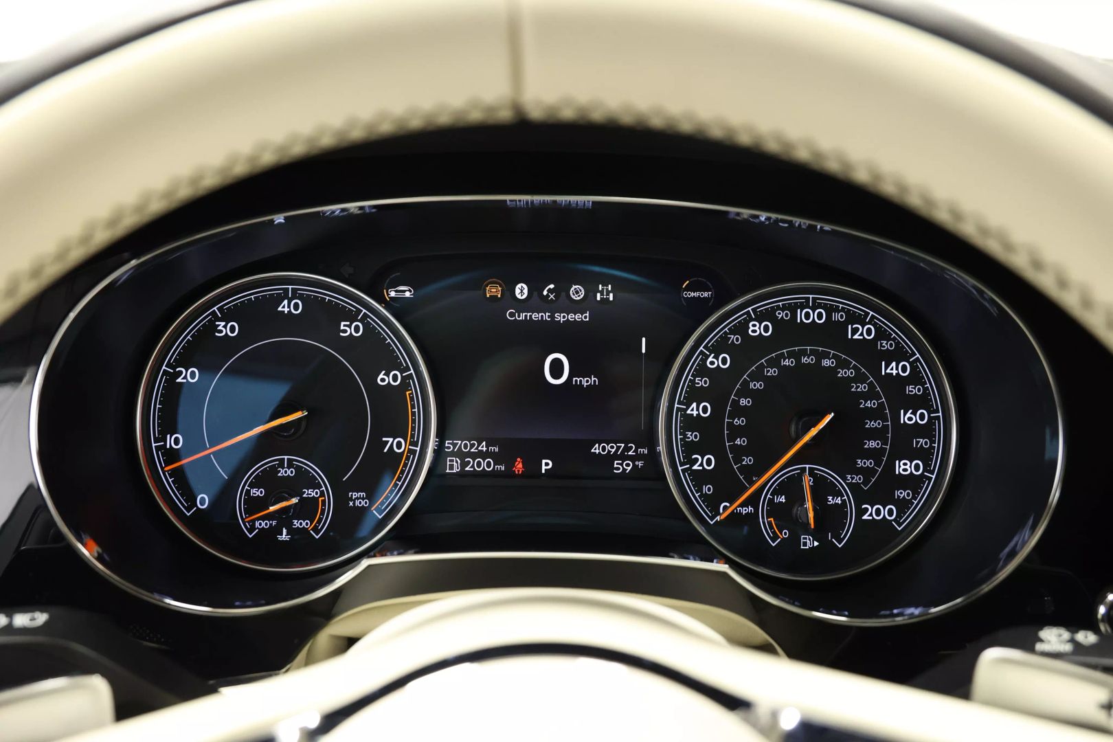 2017 Bentley Bentayga - Image 30
