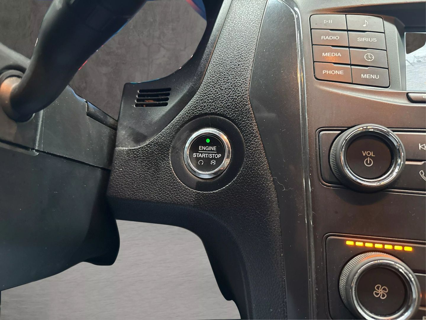 2018 Ford Explorer - Image 21