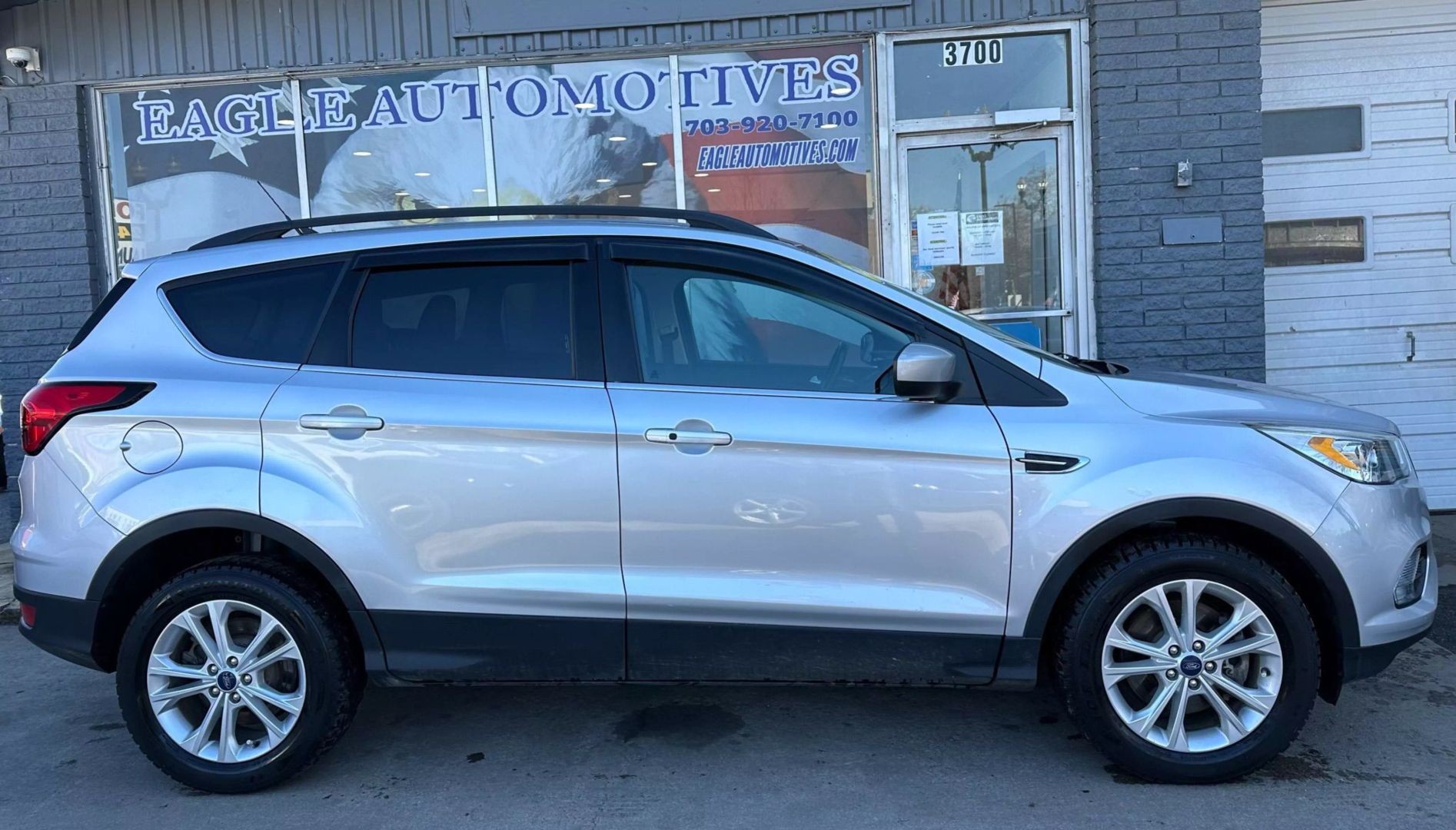 Used 2019 Ford Escape SEL with VIN 1FMCU9HDXKUA39845 for sale in Arlington, VA
