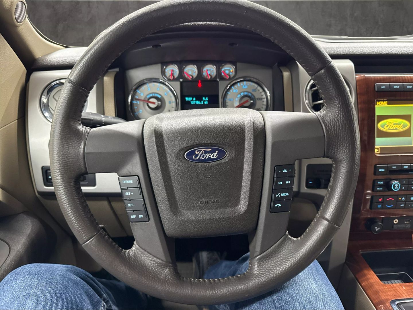2010 Ford F150 Supercrew Cab - Image 35