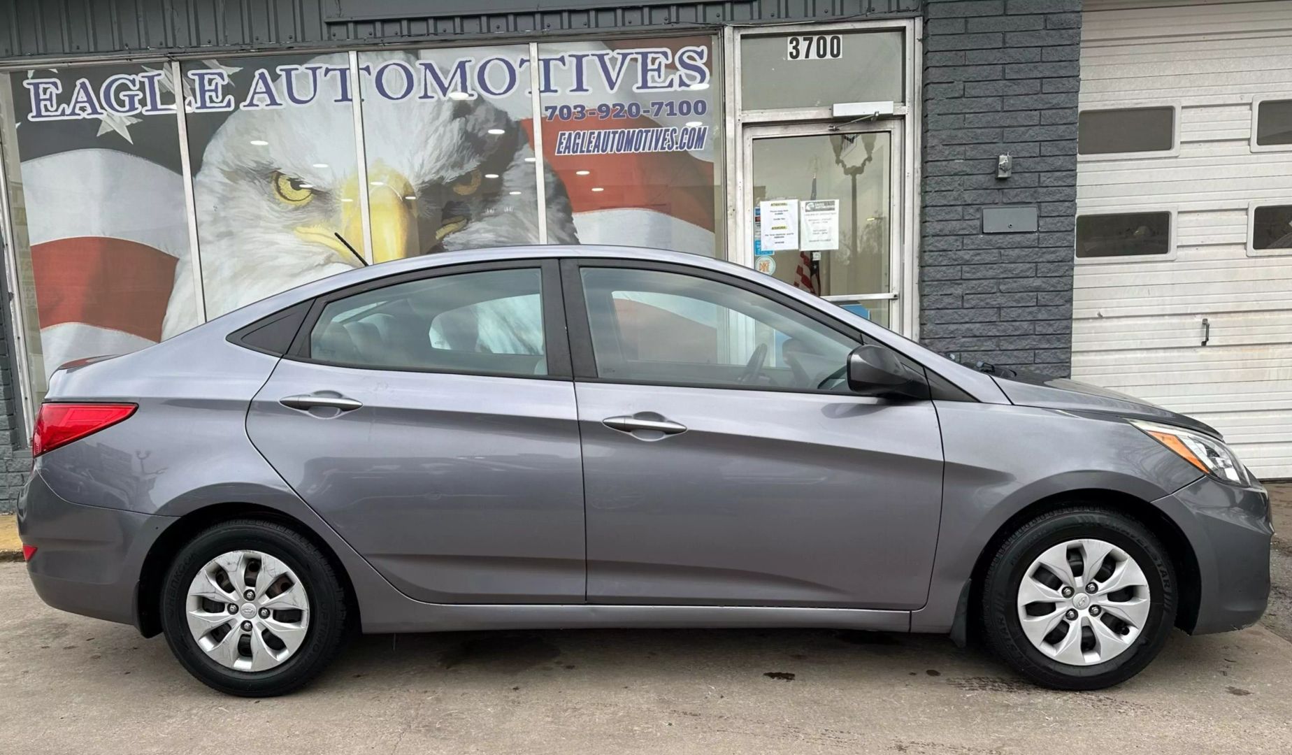 Used 2016 Hyundai Accent SE with VIN KMHCT4AE3GU077255 for sale in Arlington, VA