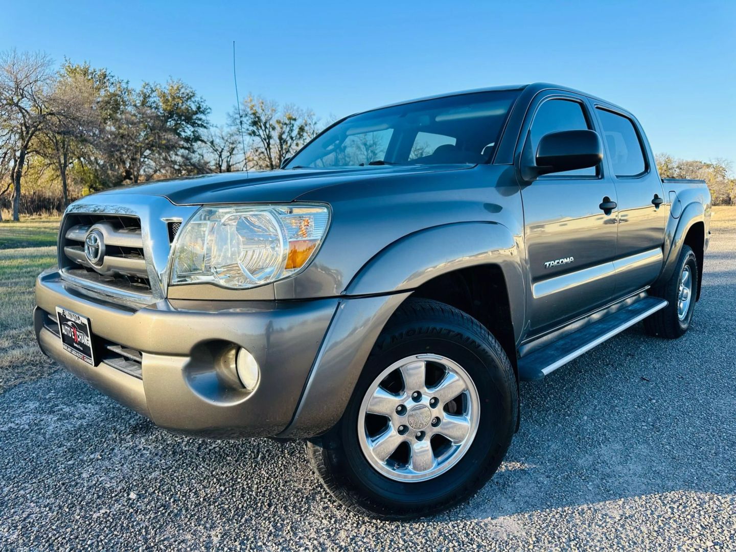 2009 Toyota Tacoma Double Cab - Image 1