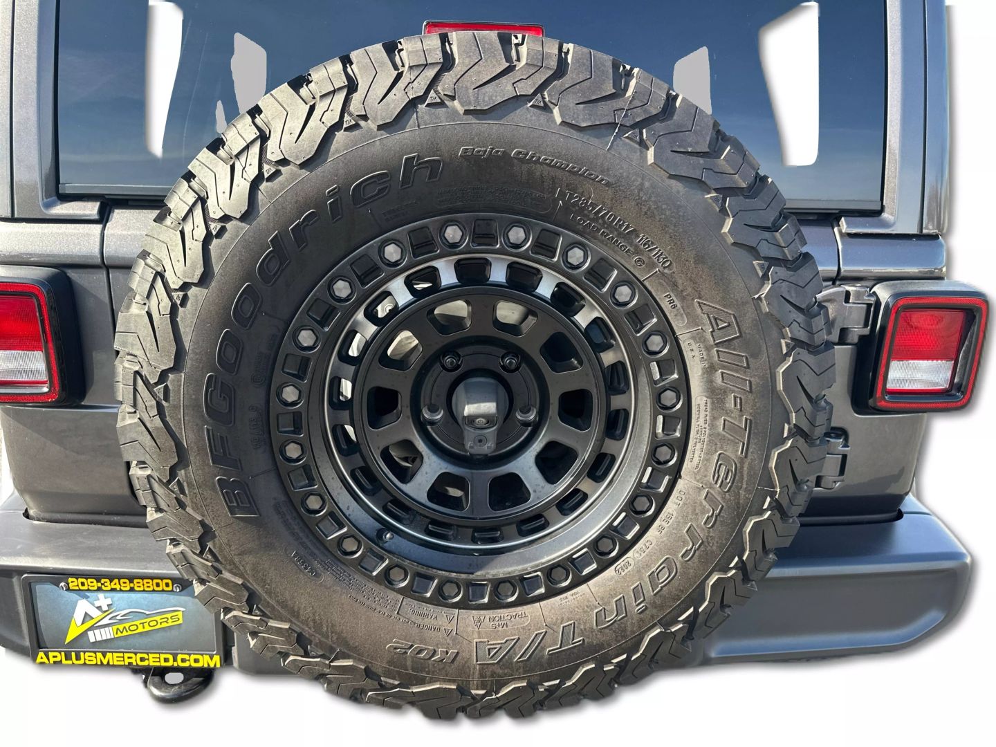 2019 JEEP WRANGLER UNLIMITED SUV 4-CYL, TURBO, 2.0 LITER SAHARA SPORT UTILITY 4D