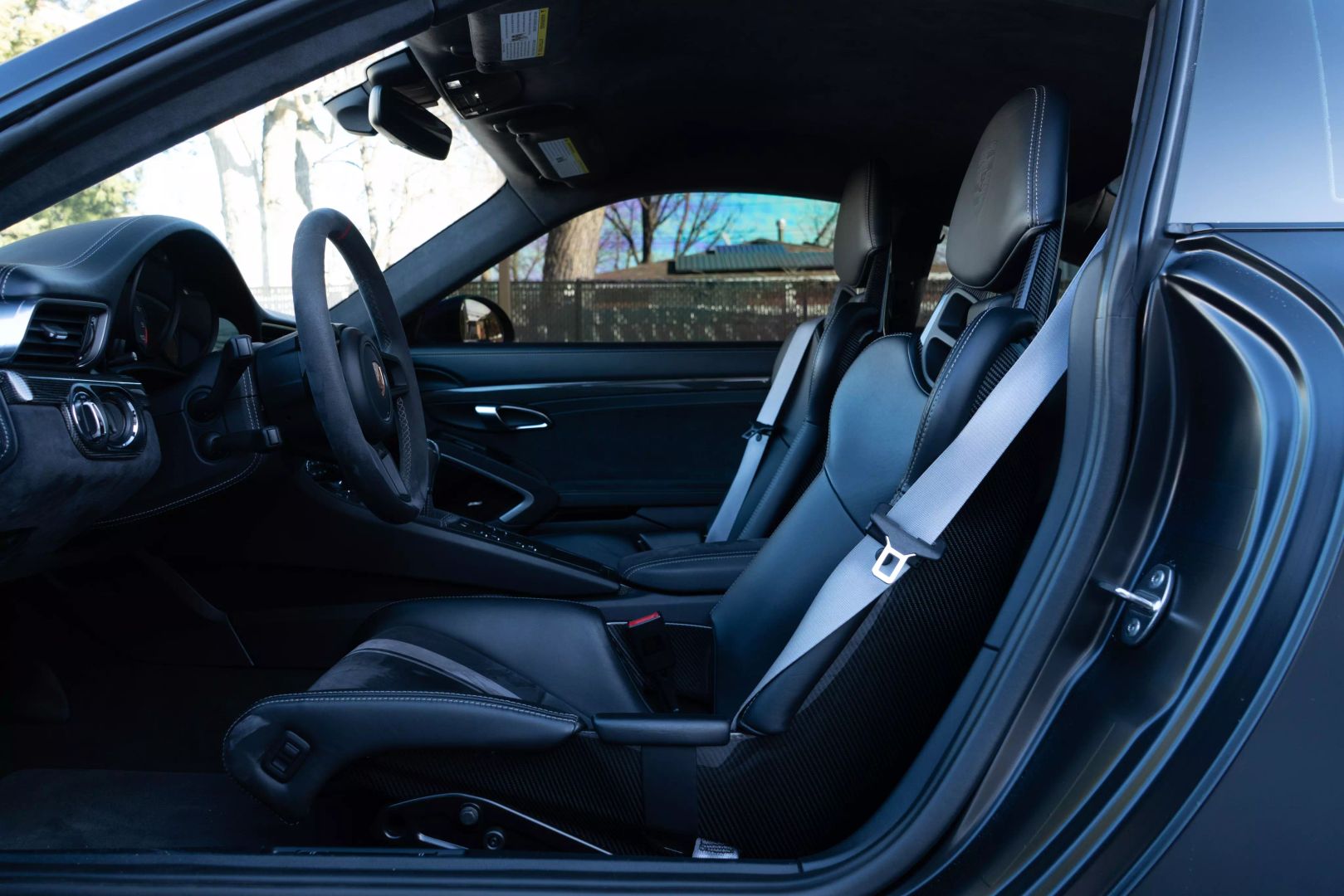 2018 Porsche 911 - Image 32