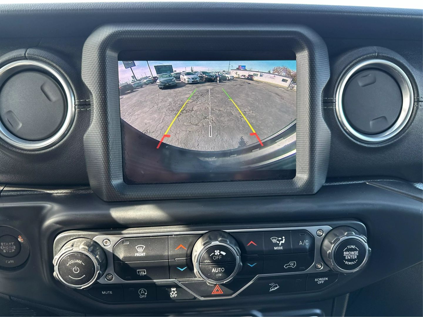 2019 JEEP WRANGLER UNLIMITED SUV 4-CYL, TURBO, 2.0 LITER SAHARA SPORT UTILITY 4D