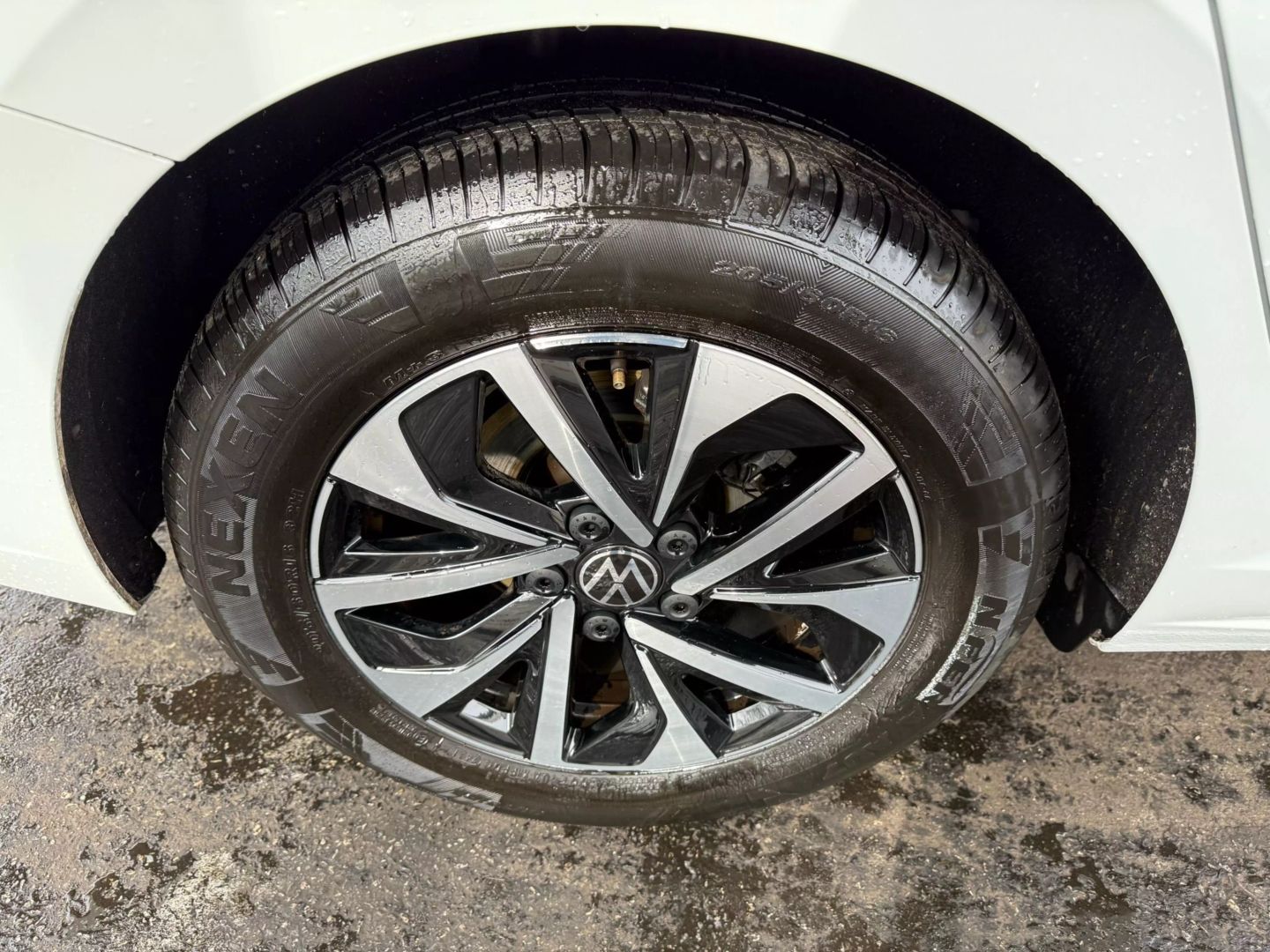 2022 Volkswagen Jetta - Image 45