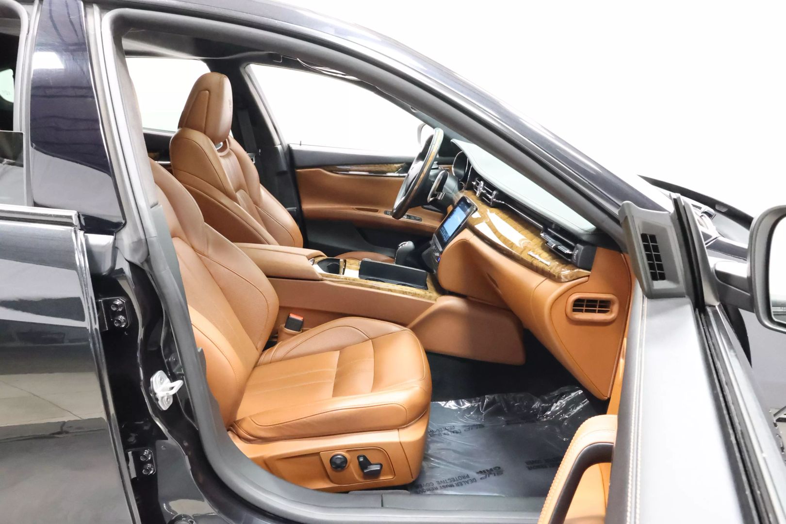2017 Maserati Quattroporte - Image 81