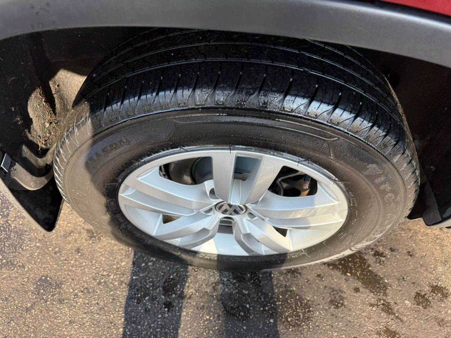 2014 Volkswagen Tiguan - Image 41