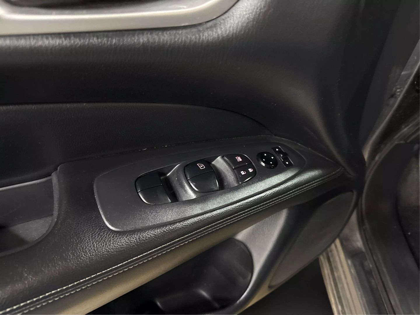 2019 Nissan Pathfinder - Image 23