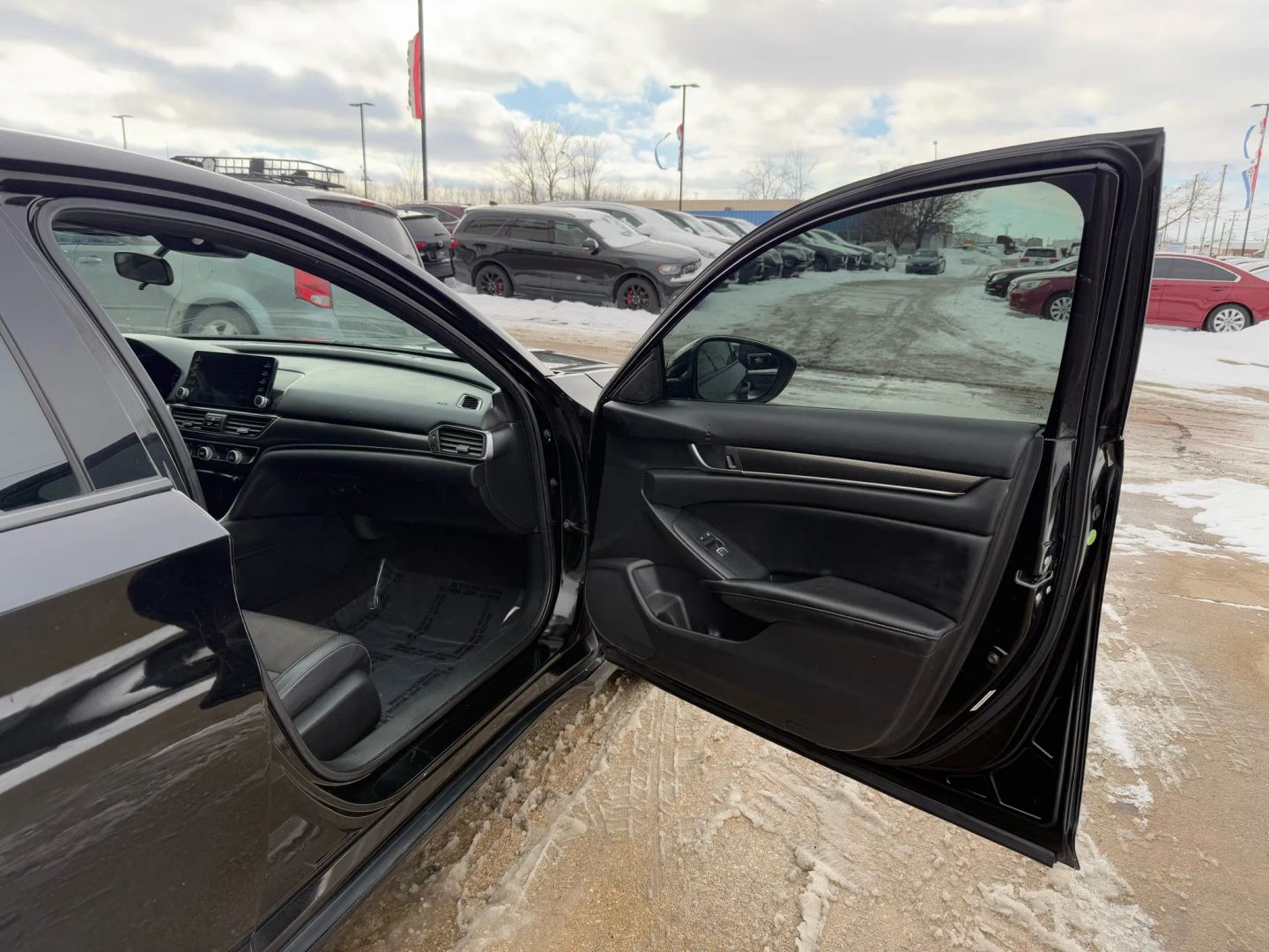 2019 Honda Accord - Image 23
