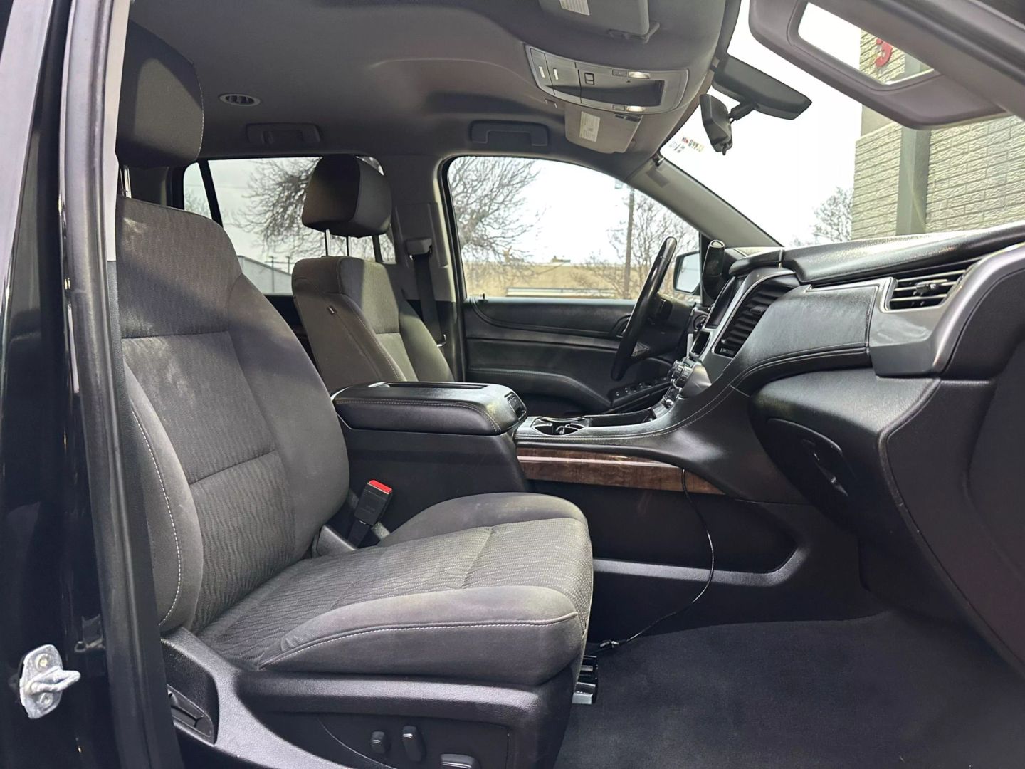 2019 Chevrolet Tahoe - Image 19