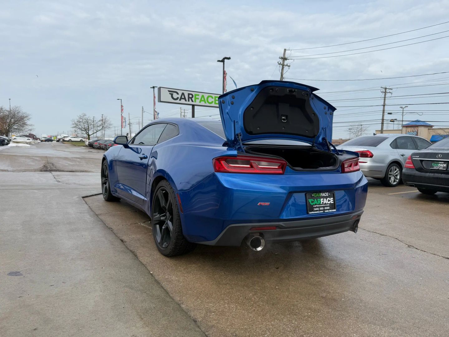 2017 Chevrolet Camaro - Image 12